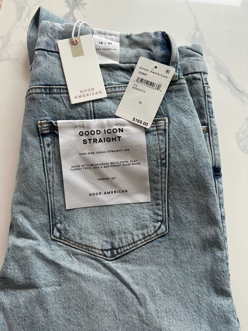 Good American Straight Jeans - Light Blue - Picture 5 of 5